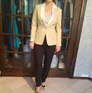 Never worn structured cream blazer